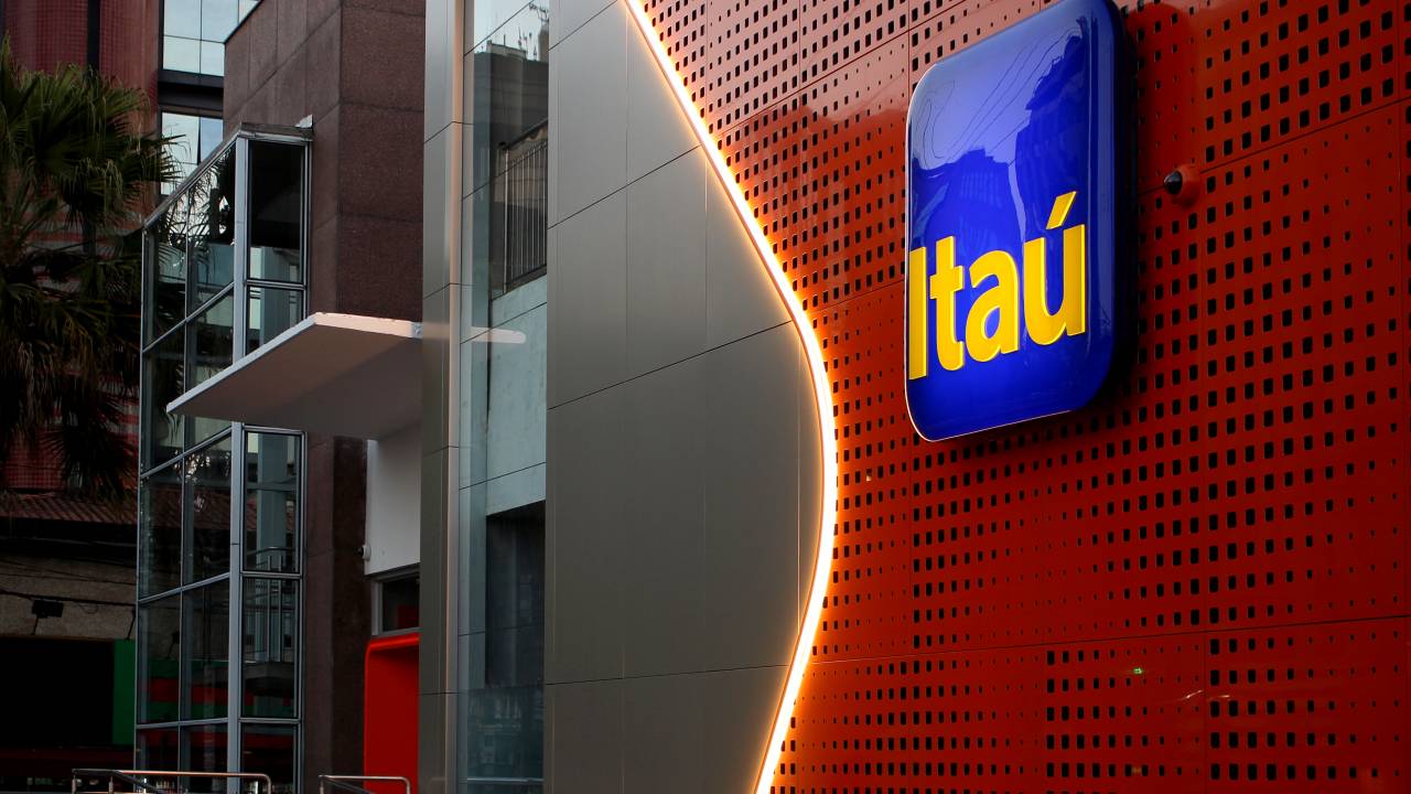 Fachada da Agência do Itaú Unibanco